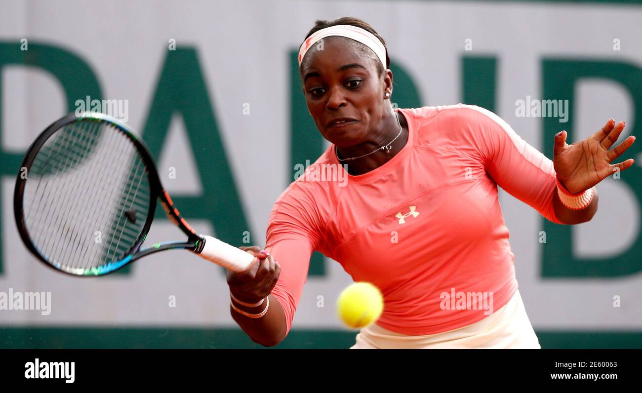 Sloane Stephens of the U.S. plays a shot to Heather Watson of Britain during their women's singles match at the French Open tennis tournament at the Roland Garros stadium in Paris, France, May 28, 2015.       REUTERS/Pascal Rossignol Stock Photo