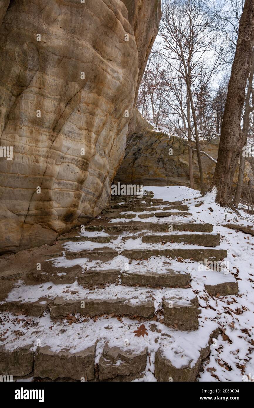 Wintertime at council overhang. Starved Rock state park, Illinois, USA