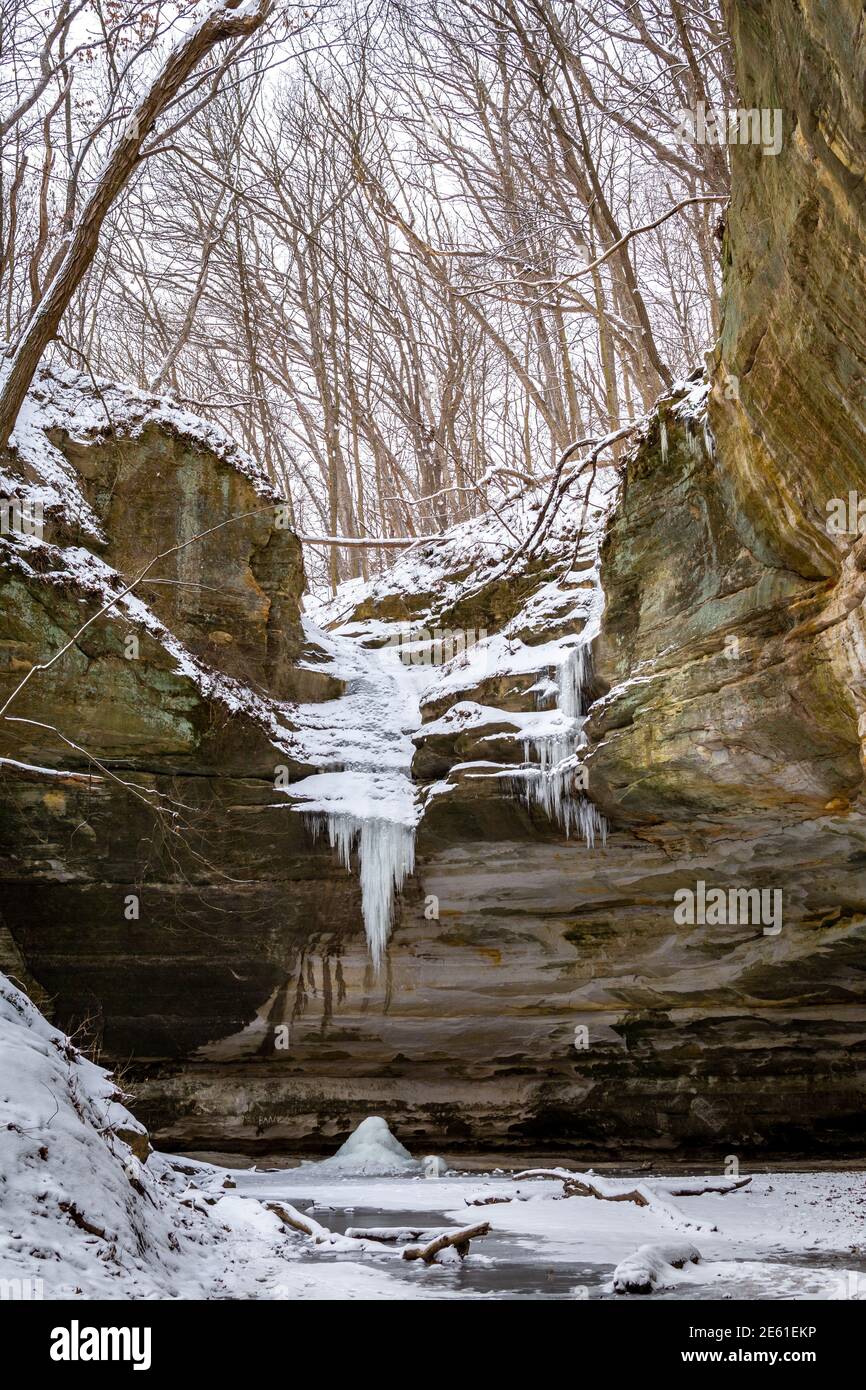 Ottawa canyon in winter. Starved Rock state park, Illinois, USA Stock