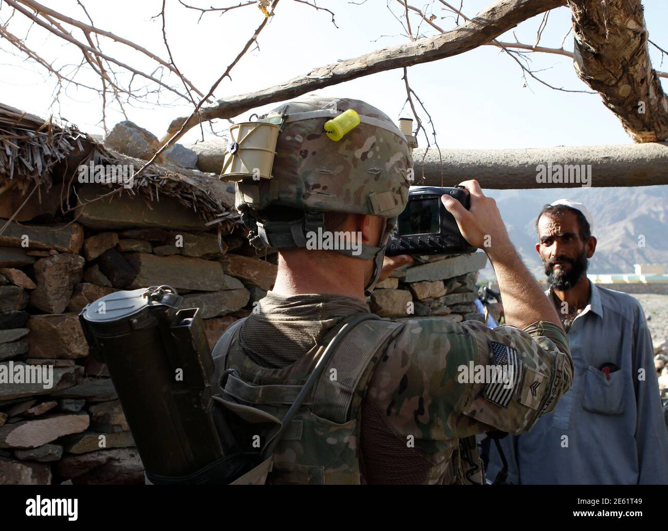 Biometrics afghanistan hi-res stock photography and images - Alamy