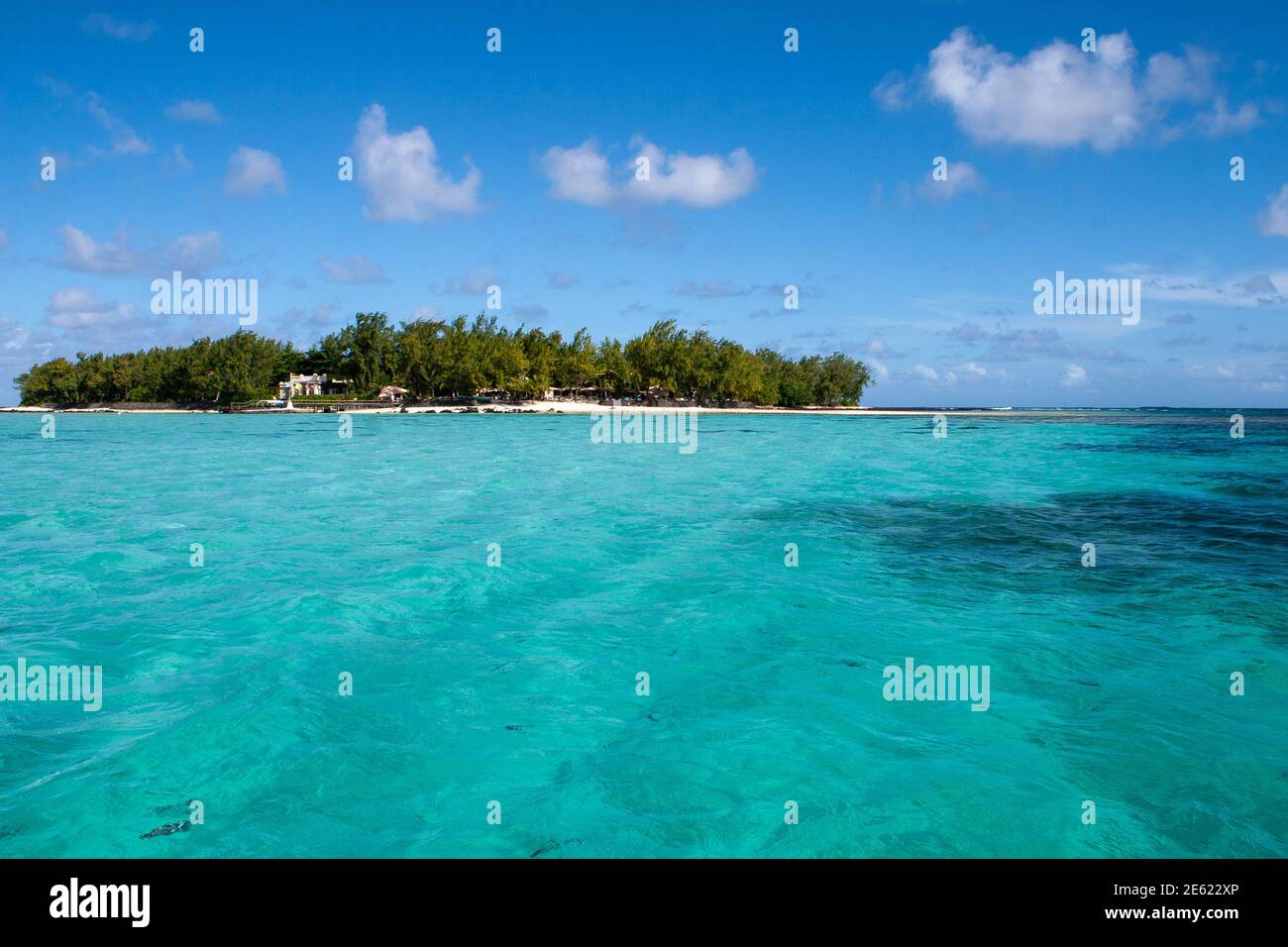 Mauritius island Turquoise lagoon, coral reef Stock Photo Alamy