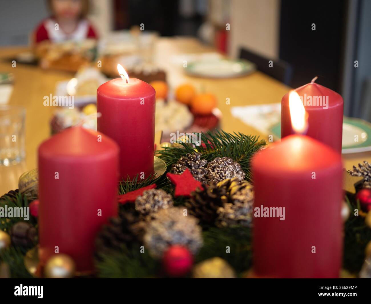 Advent wreath with four red candles Stock Photo Alamy