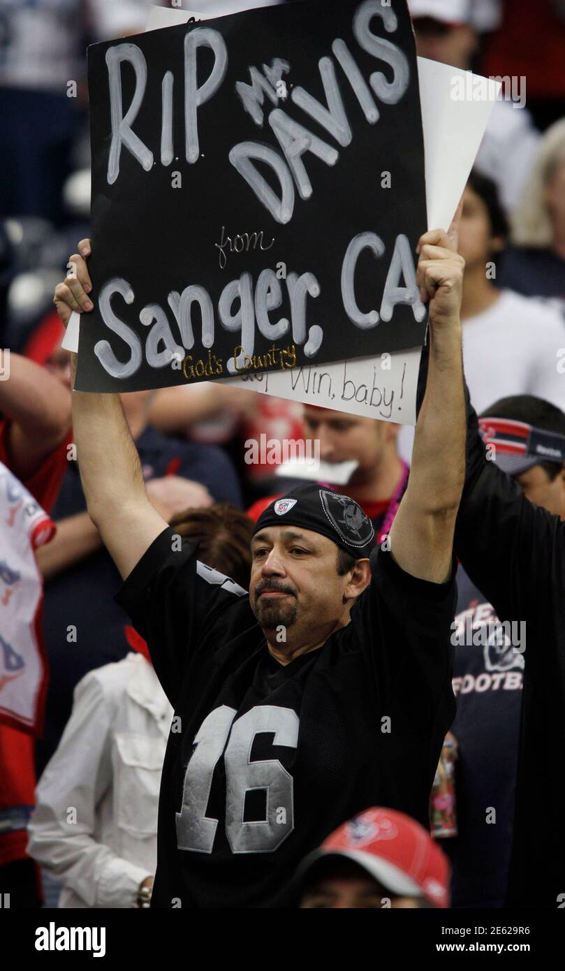 official raiders website on Al Davis Owner Oakland Raiders High Resolution Stock Photography And Images Alamy