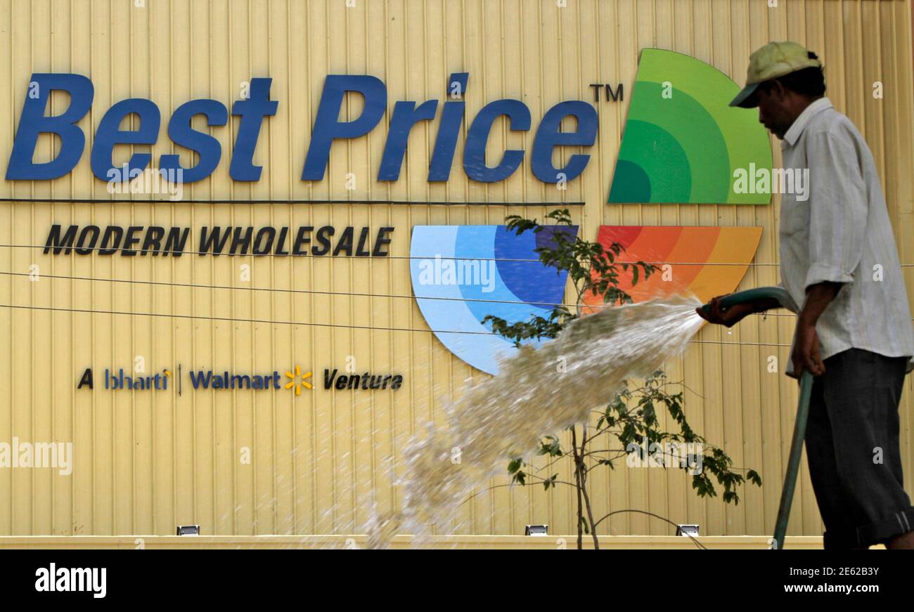 Wal in india hires stock photography and images Alamy