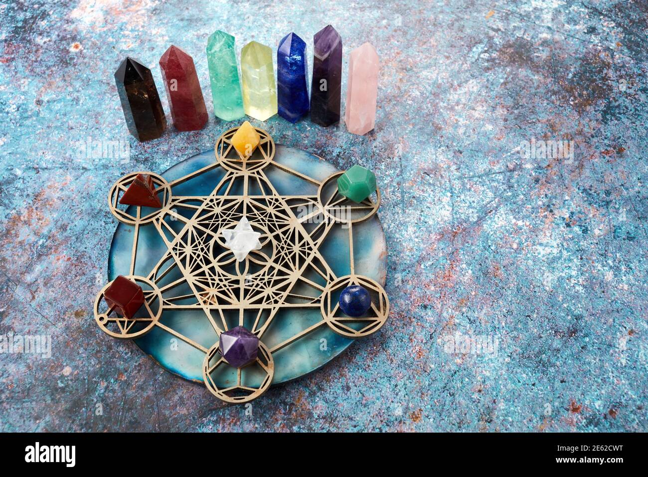 Meditation, reiki and crystal healing background. Healing crystals grid  Stock Photo - Alamy