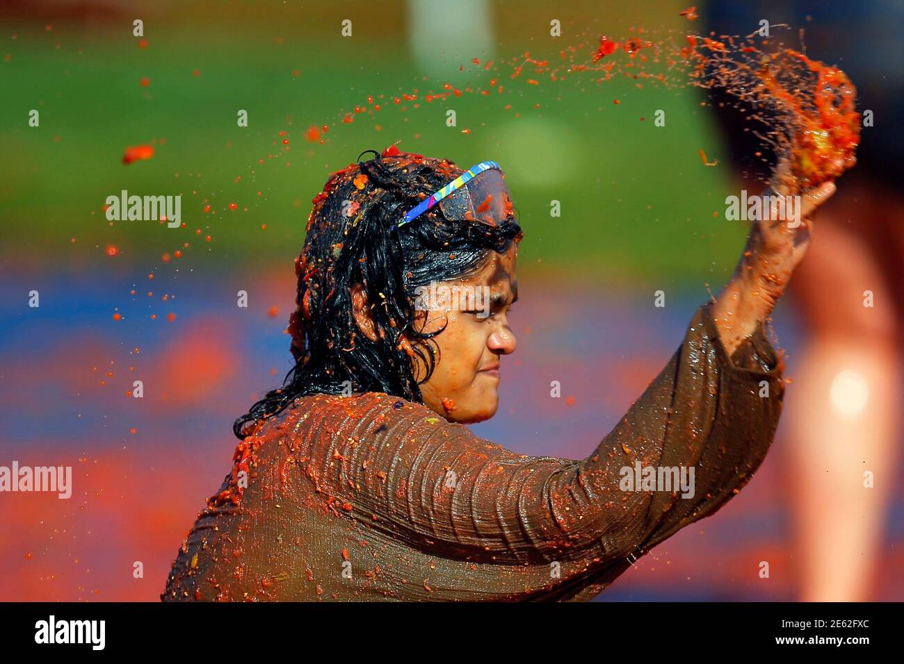 Hundreds and thousands tomatoes hires stock photography and images Alamy