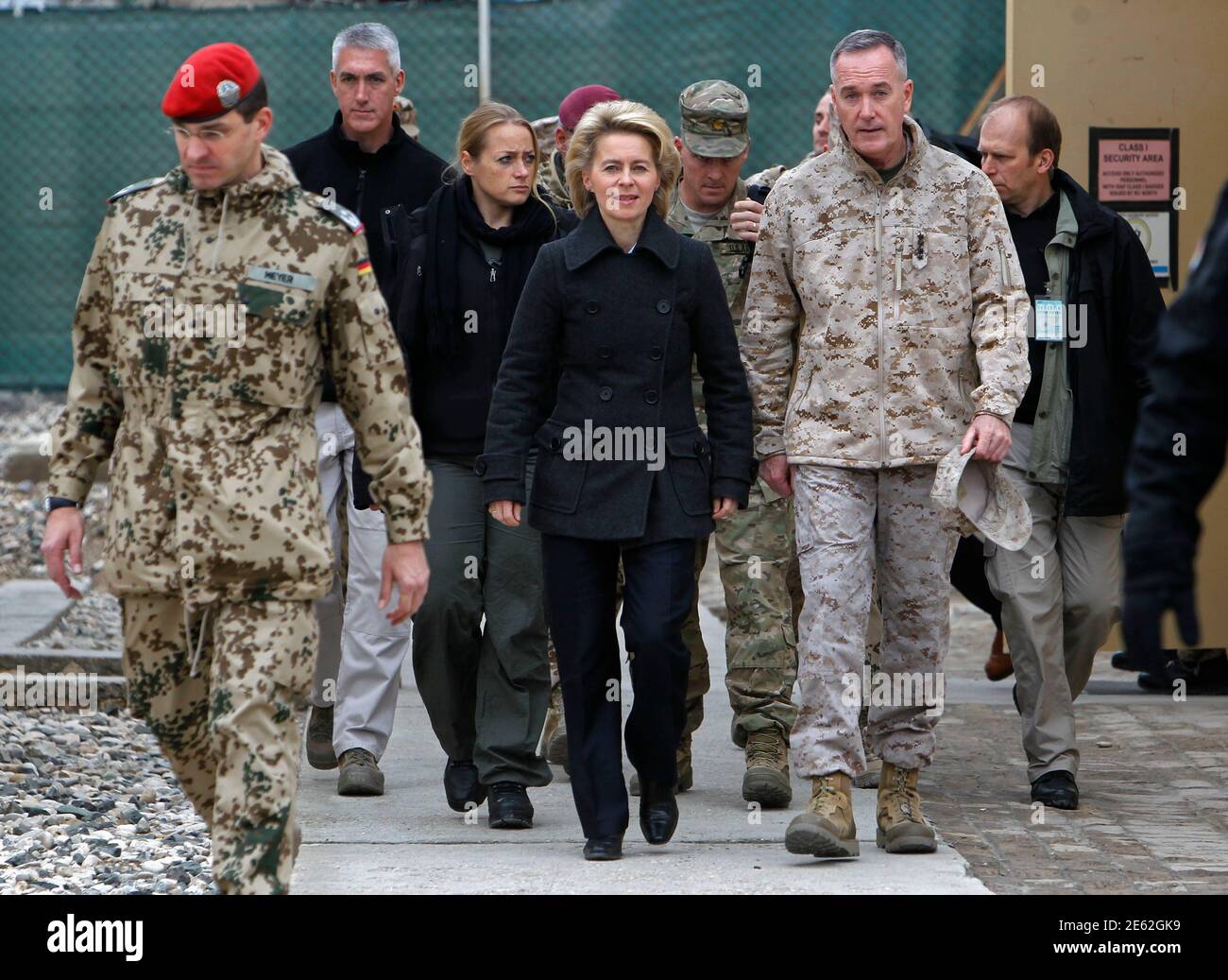German Isaf Commander High Resolution Stock Photography And Images Alamy