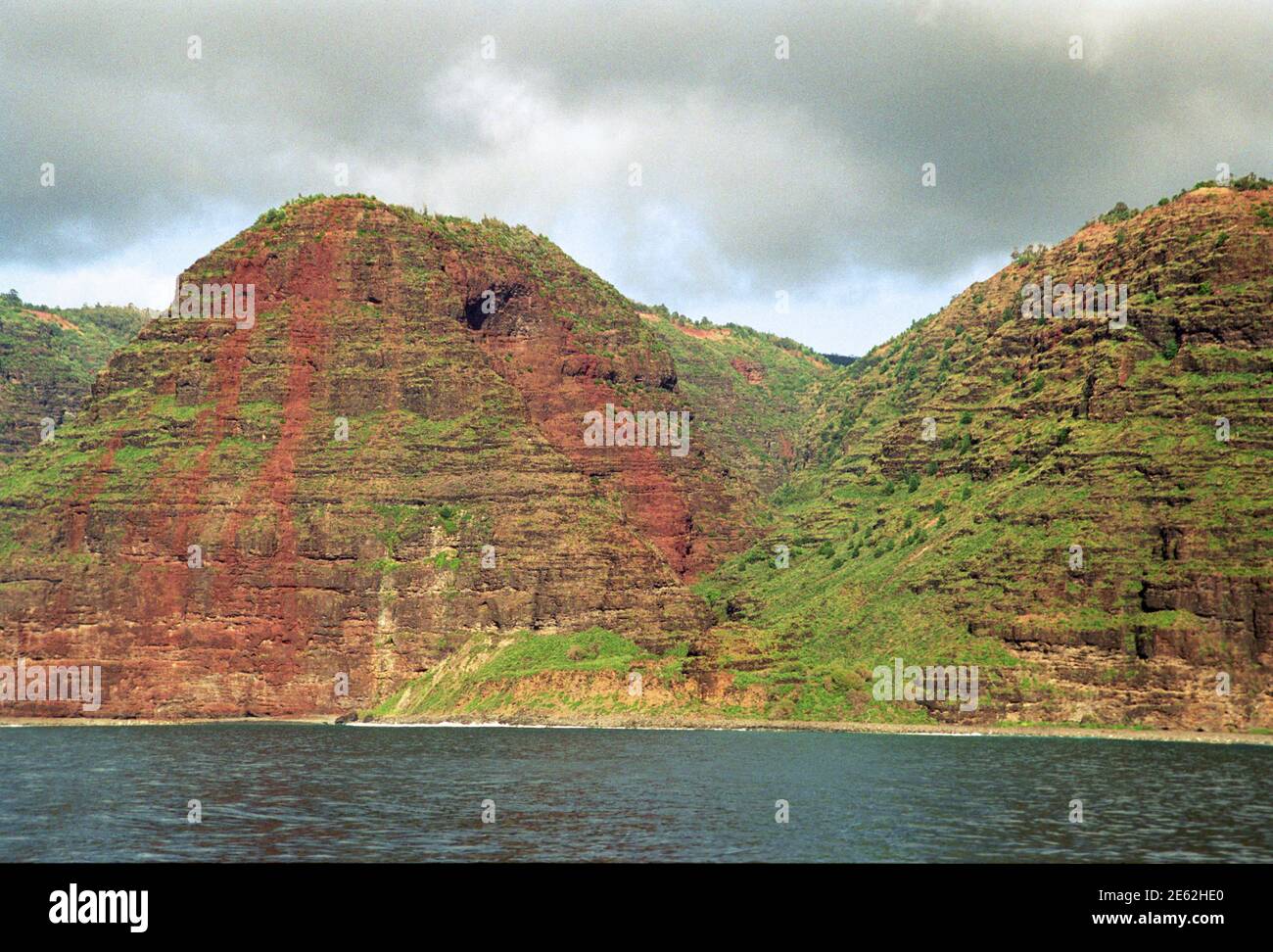 West Shore cliffs, Blue Dolphin island cruise, Kauai, HI 030426 105 Stock Photo