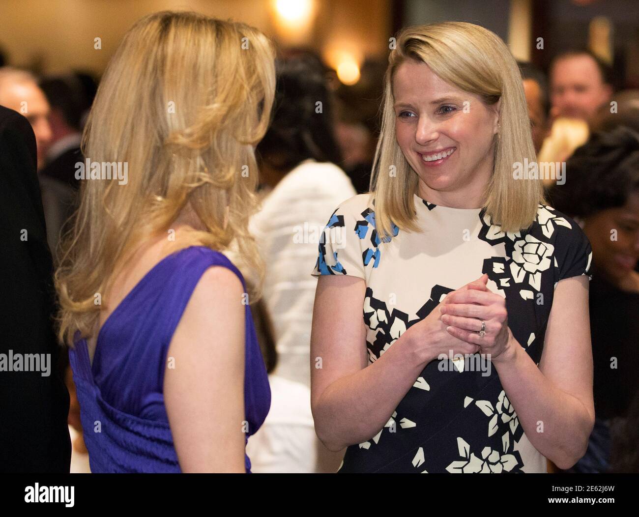 Yahoo Chief Executive Officer Ceo Marissa Meyer R Speaks With A Guest At The White House Correspondents Association Dinner In Washington May 3 14 Reuters Joshua Roberts United States s Politics Media