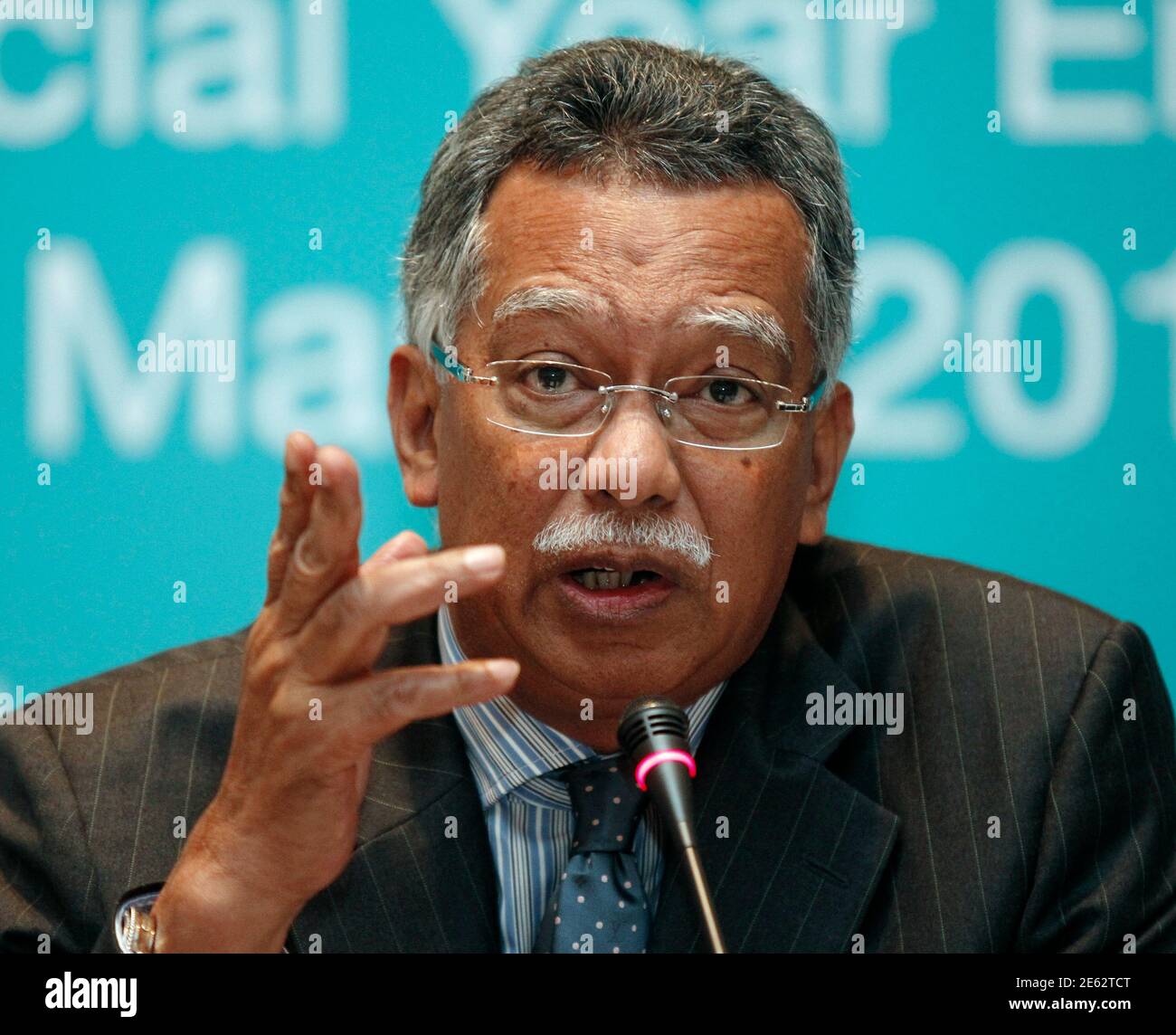 President And Chief Executive Officer Of Malaysia S State Oil Firm Petronas Shamsul Azhar Abbas Speaks During The Financial Results Announcement For The Financial Year Ended 31 March 2011 At Its Headquarters In