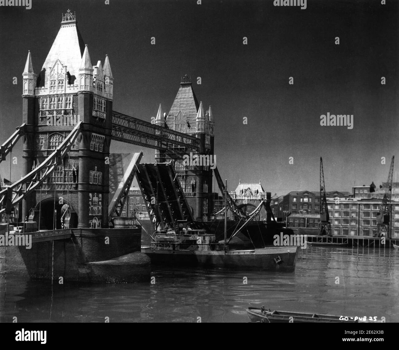 The Tower Bridge Model from GORGO 1961 director EUGENE LOURIE  filmed at MGM British Studios Boreham Wood King Brothers Productions / British Lion - Columbia Distributors (BLC) Stock Photo