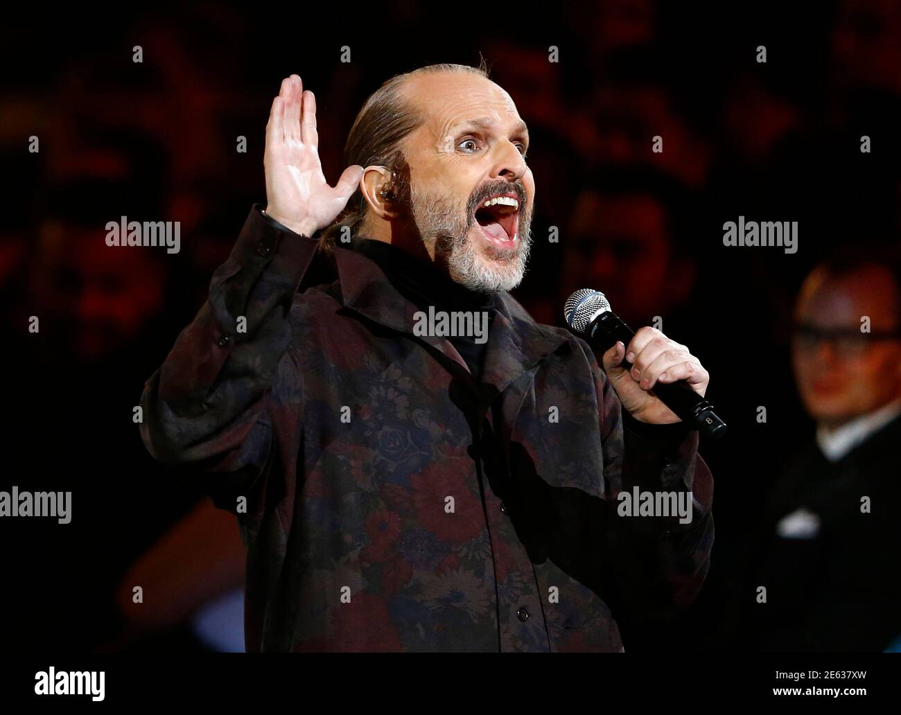 Miguel Bose performs "Siempre En Mi Mente" with Pepe Aguilar (not pictured)  at the15th Annual Latin Grammy Awards in Las Vegas, Nevada November 20,  2014. REUTERS/Mike Blake (UNITED STATES - Tags: ENTERTAINMENT) (