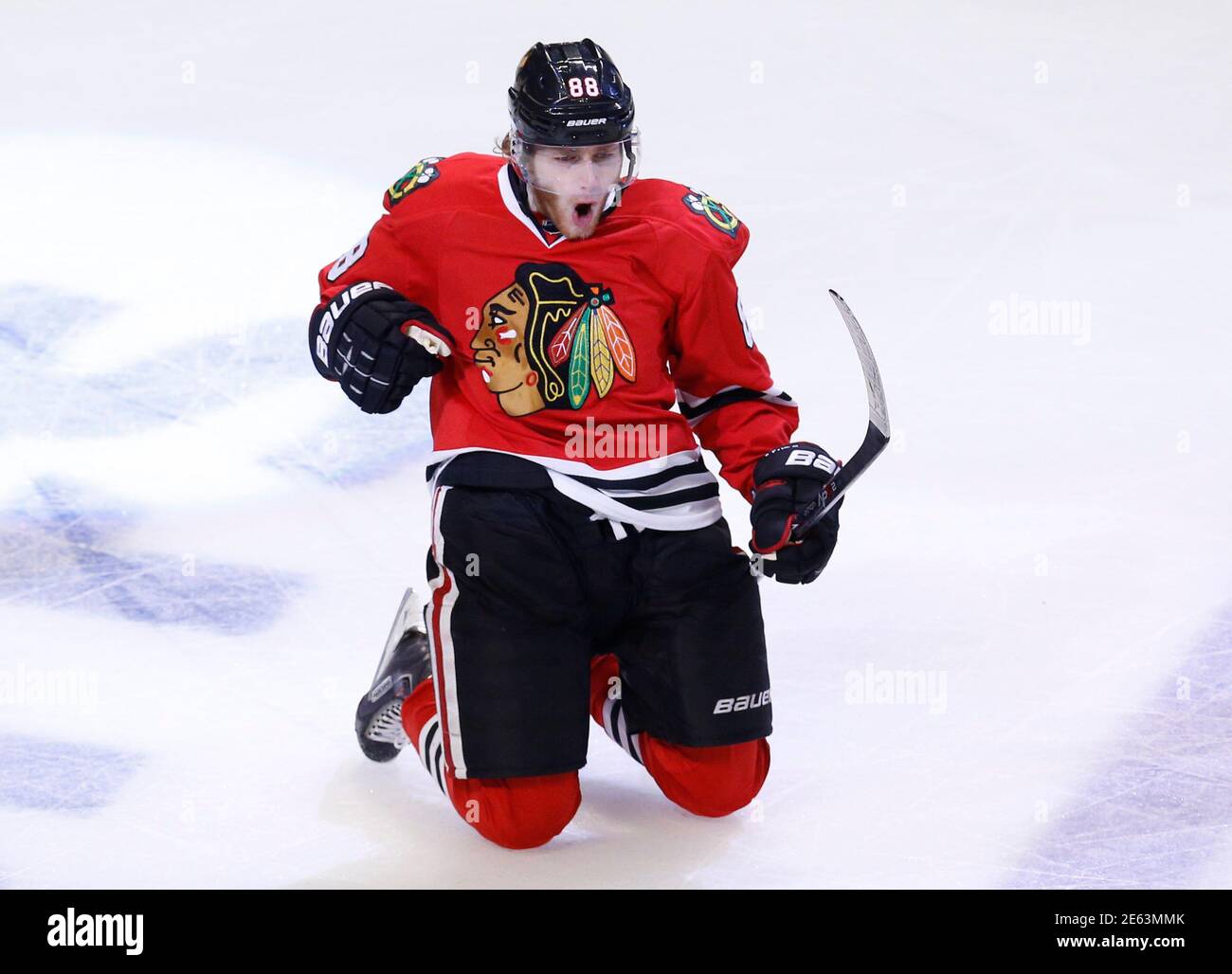 Patrick Kane Celebrates High Resolution Stock Photography And Images Alamy