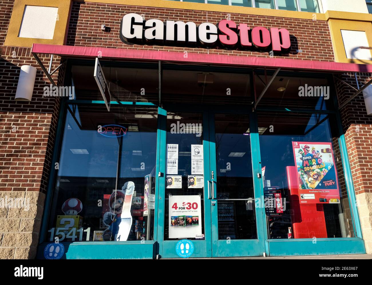 GameStop store view USA Stock Photo