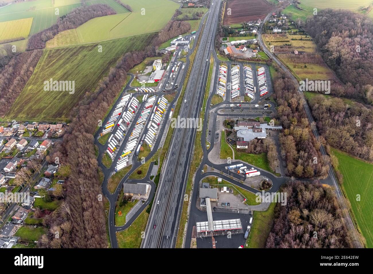 Truck parking lots hires stock photography and images Alamy