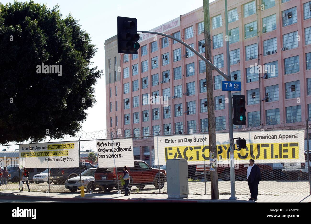 Americanapparel hires stock photography and images Alamy