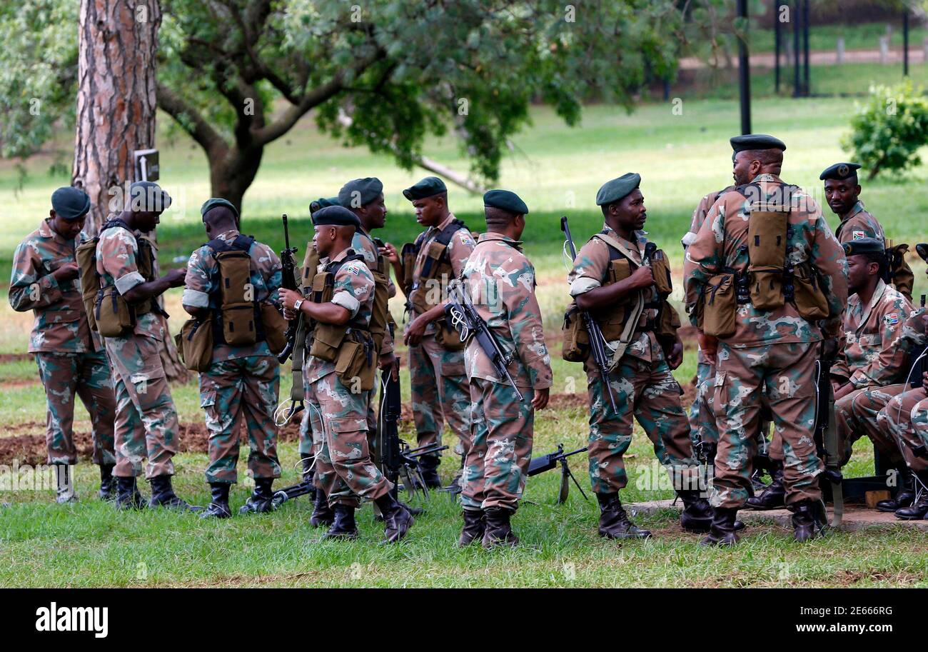 South African Soldiers High Resolution Stock Photography and Images Alamy