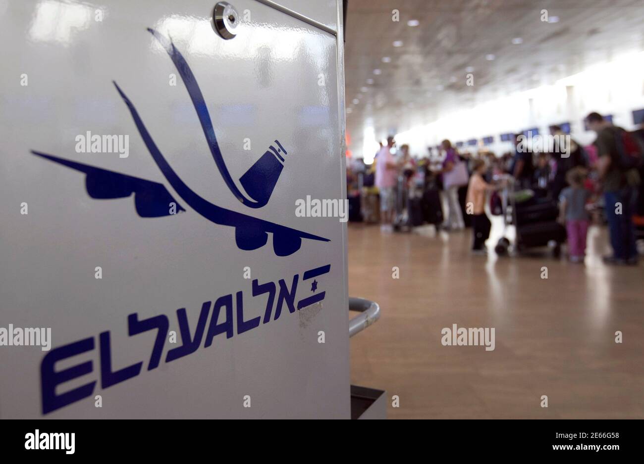 El al israel airlines logo hi-res stock photography and images - Alamy