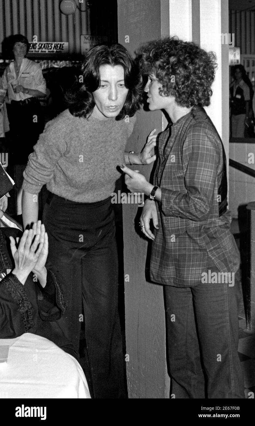 Lily Tomlin At Flippers Roller Boogie In Los Angeles Ca Circa 1980s Stock Photo Alamy