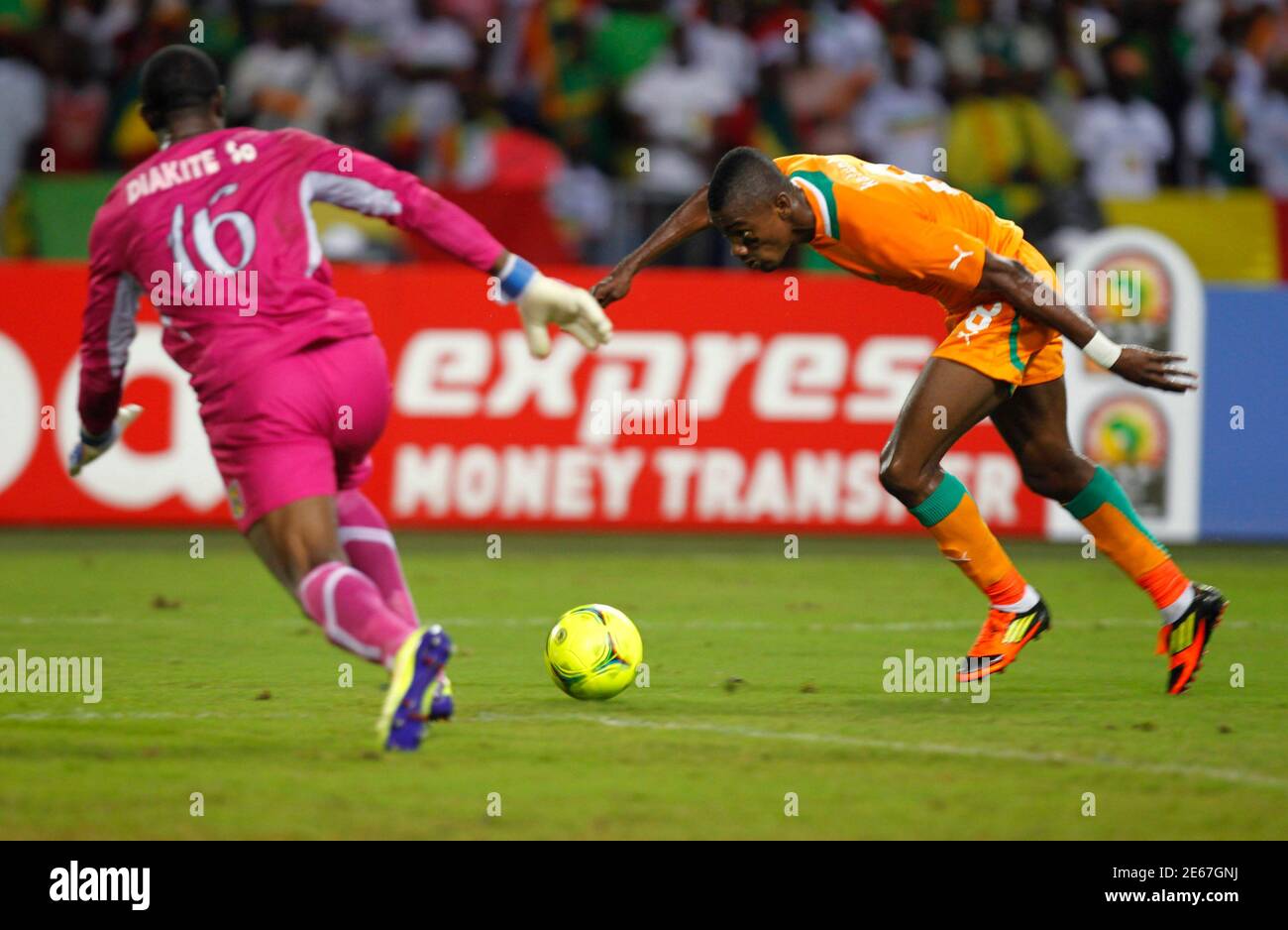 Mali goalkeeper soumaila diakite hi-res stock photography and images - Alamy