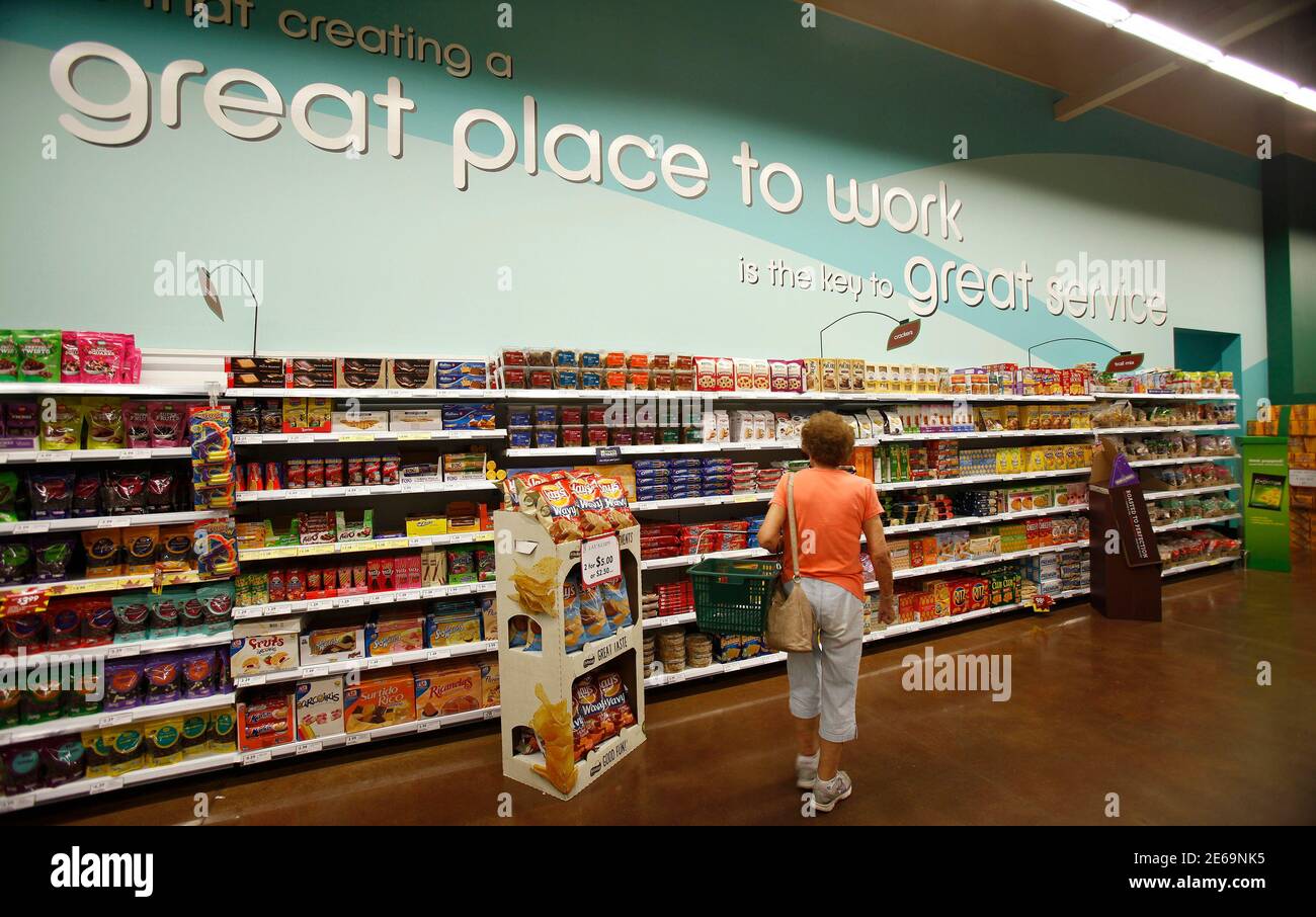 A Shopper Looks At Items Inside A Fresh Easy Store In Burbank California October 19 12 Tesco S Billion Pound Gamble To Crack The U S May Have Only Months To Run As