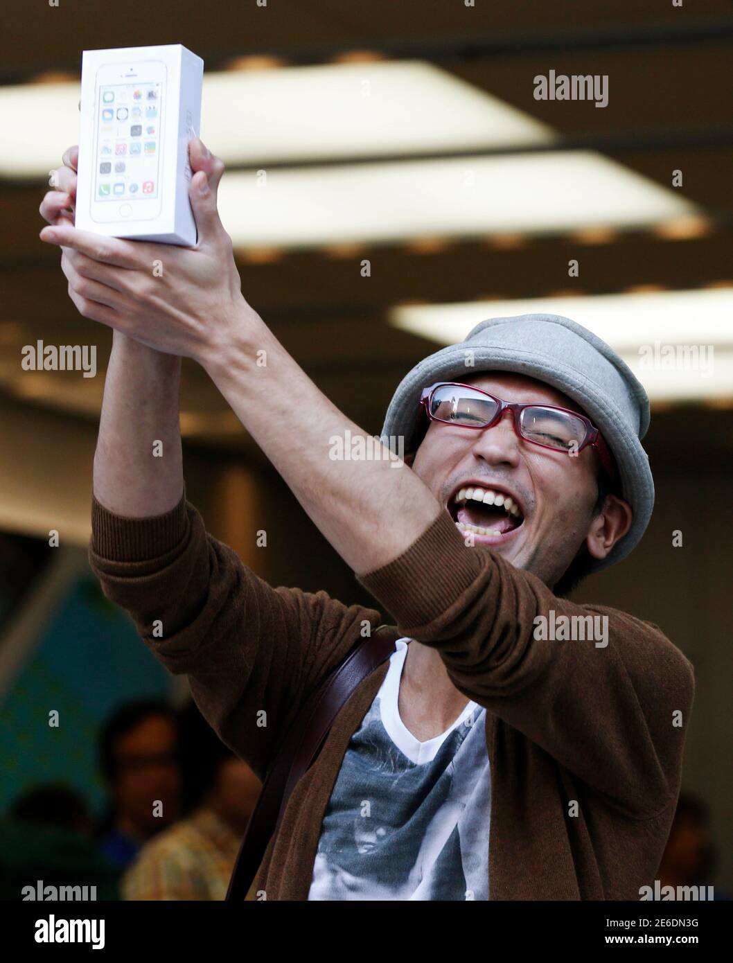 Iphone 5s Box High Resolution Stock Photography And Images Alamy