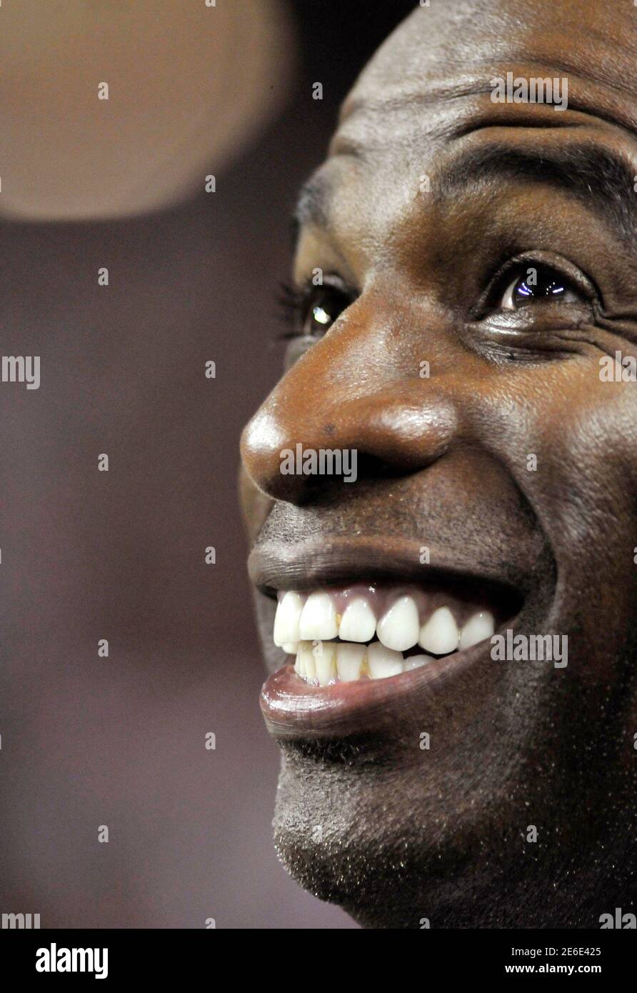 Falcons deion sanders hi-res stock photography and images - Alamy