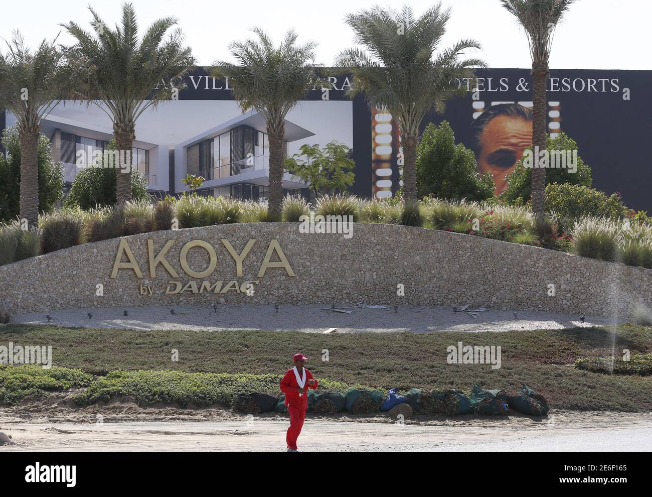 Dinuba hook up clubs near me