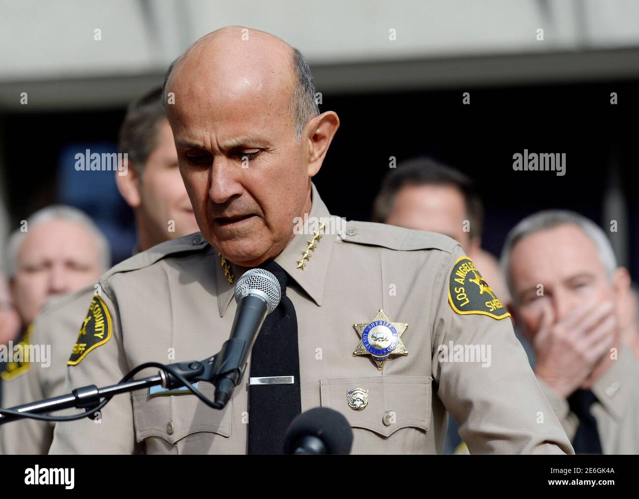 Los Angeles County Sheriff Lee Baca announces his retirement during a news  conference at Los Angeles