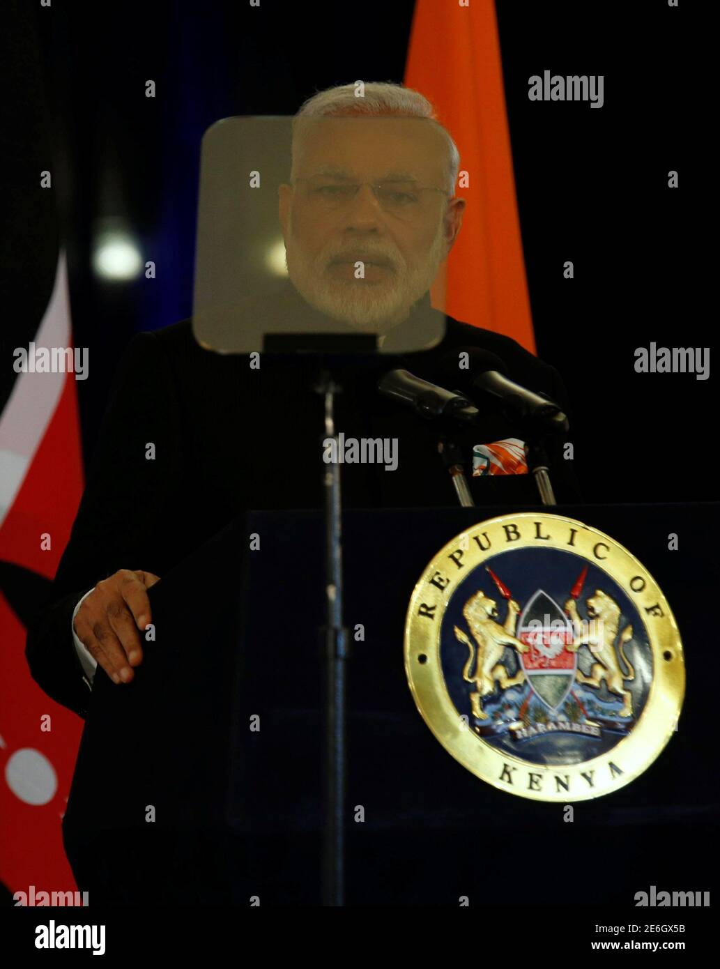 Teleprompter hires stock photography and images Alamy