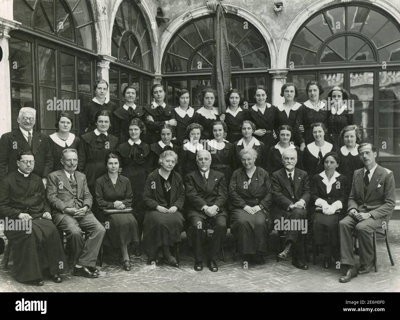 Class photo of female school, Venice, Italy 1930s Stock Photo