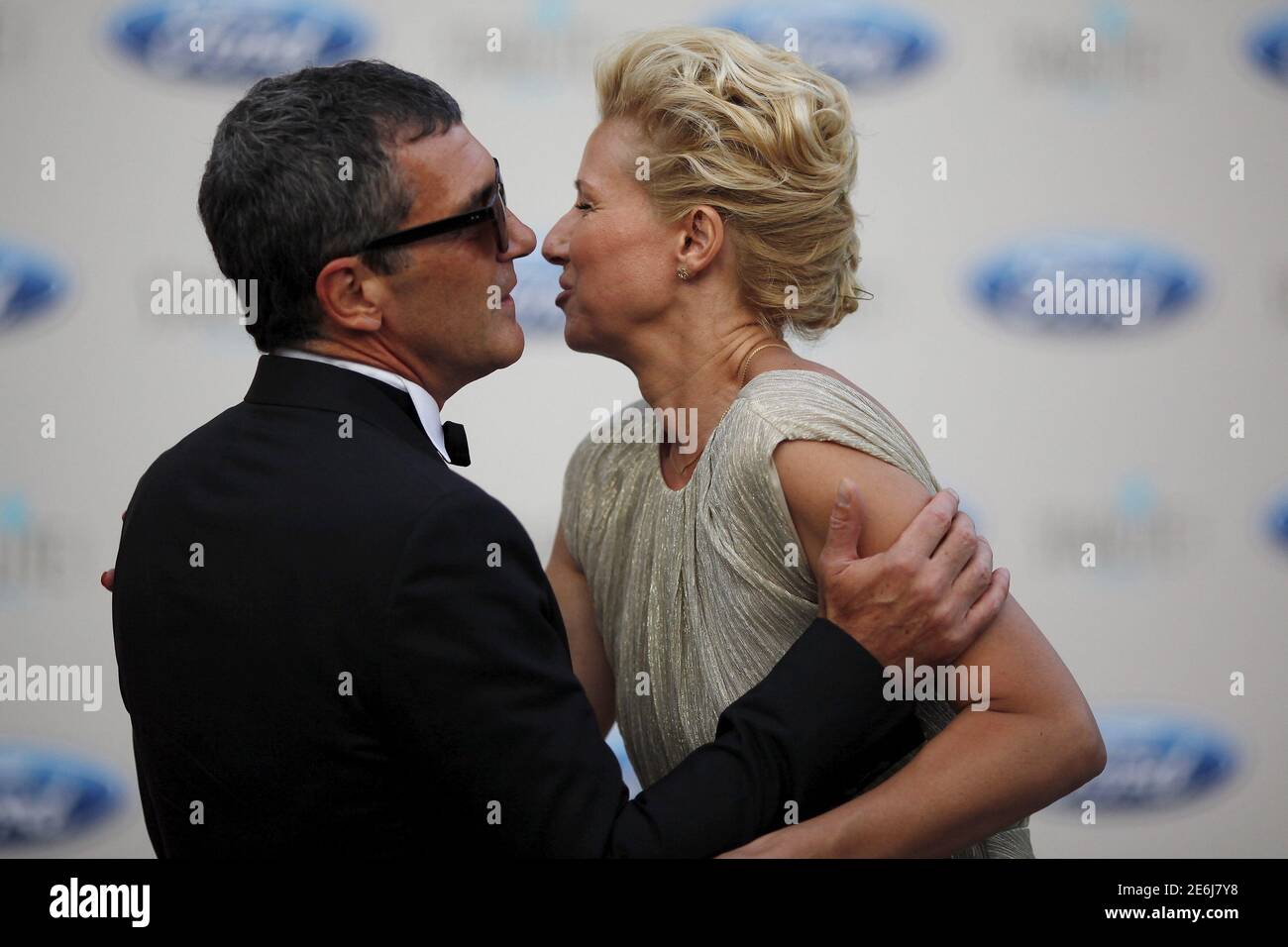 Spanish Actor And Director Antonio Banderas L Kisses Spanish Tv Presenter Anne Igartiburu As He Arrives To The Starlite Charity Gala In Marbella Near Malaga Southern Spain August 9 15 Reuters Jon Nazca