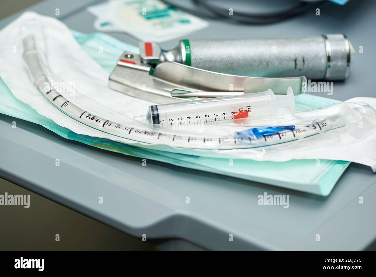 Endotracheal intubation hires stock photography and images Alamy