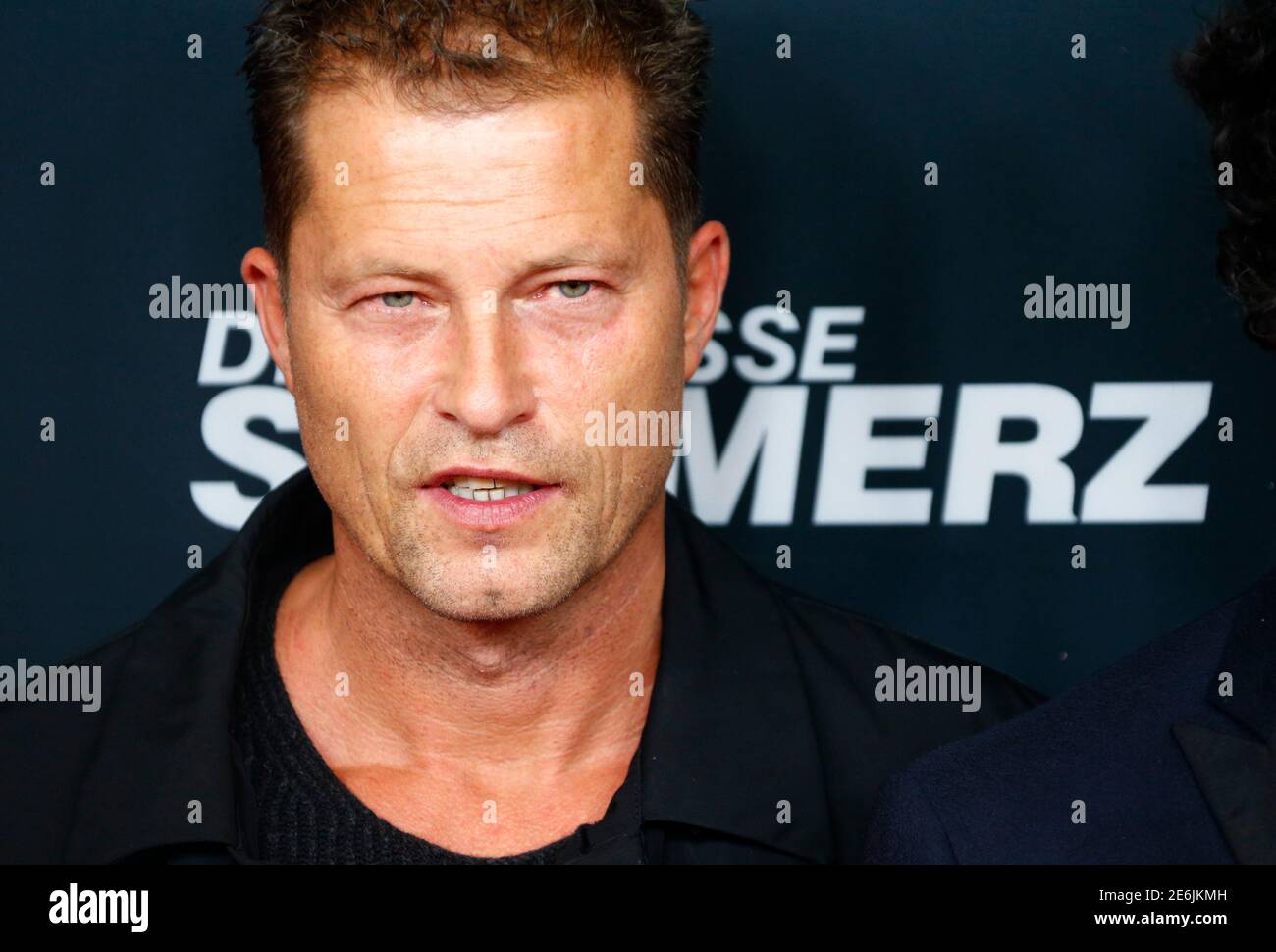 Actor Til Schweiger arrives at the red carpet for the premiere of his new Tatort movie 'Der grosse Schmerz' (The Big Pain) at the cinema Babylon in Berlin, Germany December 16, 2015.   REUTERS/Hannibal Hanschke Stock Photo