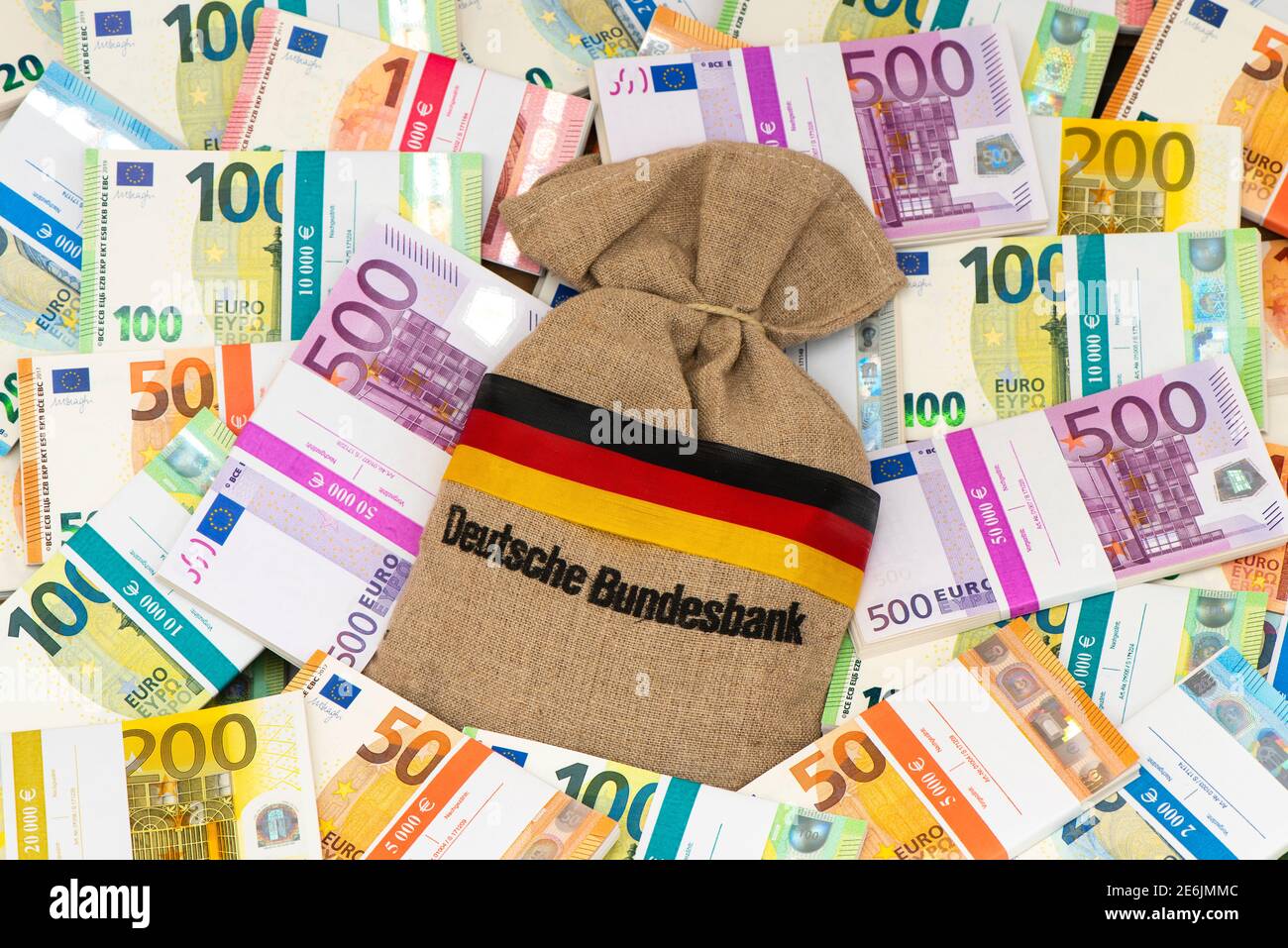 Geldsack der Bundesbank mit Euro Geldbündel Stock Photo