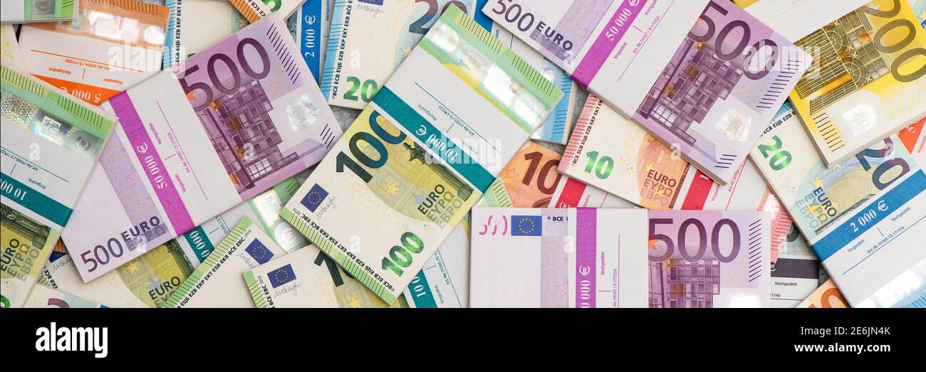Viele Euro Geldbündel Stock Photo