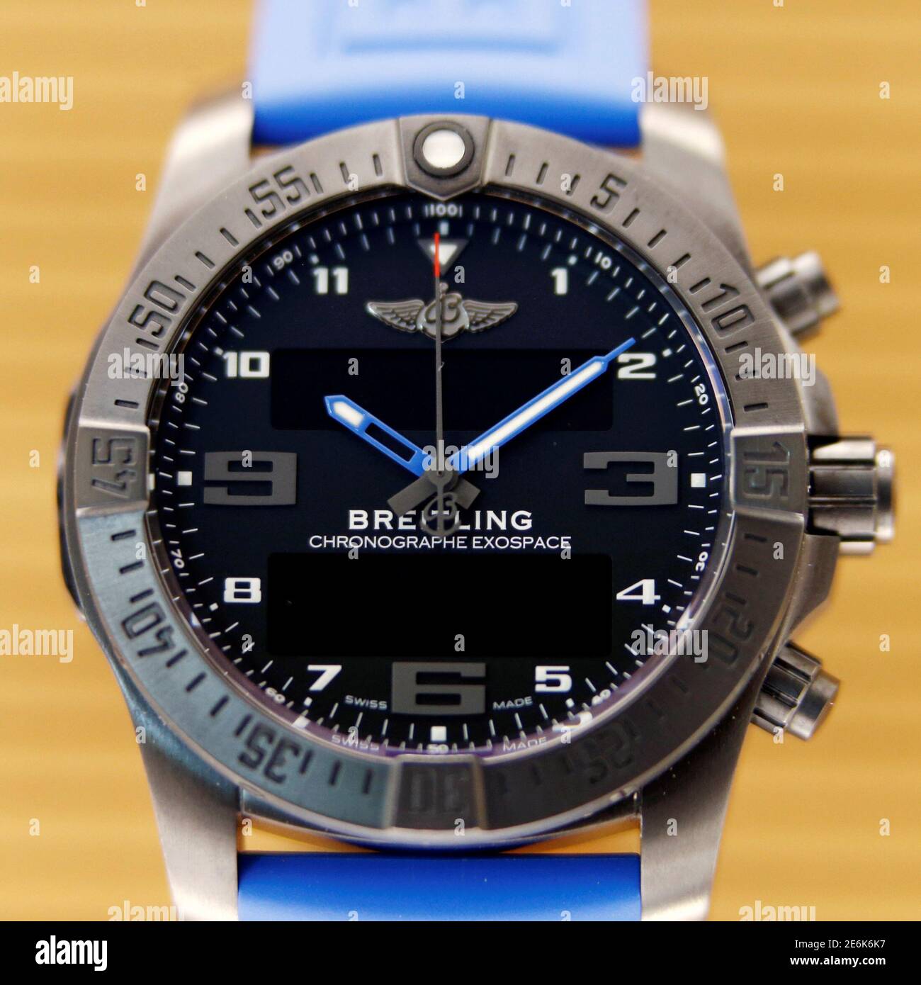 Exospace B55 Yachting Titanium - Black EB5512221B1S1 | Breitling US