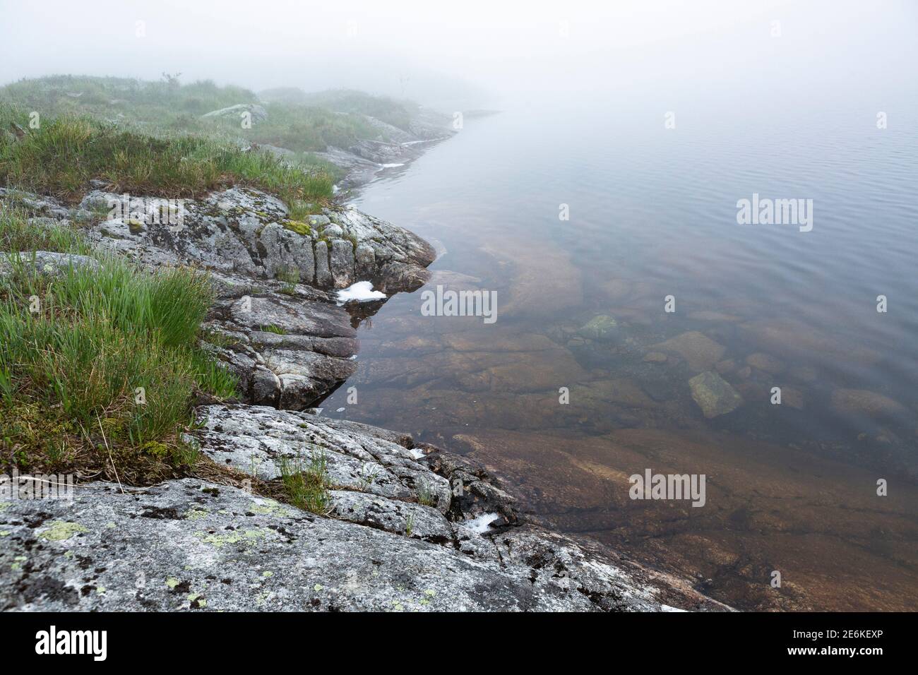Thick fog over creek hi-res stock photography and images - Alamy