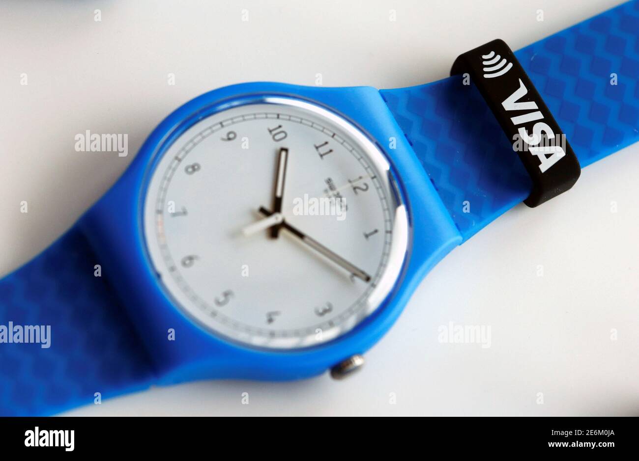 A Swatch Bellamy watch, usable for pay-by-the-wrist contactless payments  via Visa credit card system, is shown during a presentation of Swiss watch  manufacturer Swatch in Zurich, Switzerland June 16, 2016. REUTERS/Arnd  Wiegmann