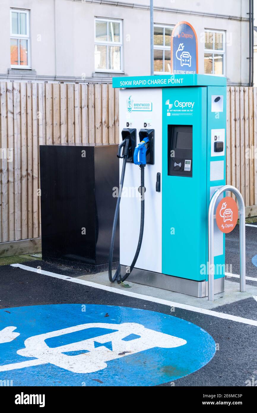 Brentwood Essex 29th January 2021:  Brentwood Borough Council has joined forces with Osprey Charging Network to launch a series of Electric Vehicle chargers at the Town Hall in Ingrave Road. The new 50kW rapid chargepoint is open to the public 24/7 every day of the year. Credit: Ian Davidson/Alamy Live News Stock Photo