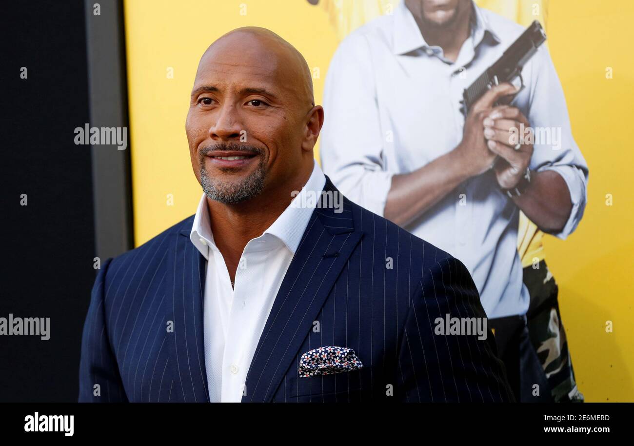 Cast member Dwayne Johnson poses at the premiere of the movie "Central  Intelligence" in Los Angeles, California U.S., June 10, 2016. REUTERS/Mario  Anzuoni Stock Photo - Alamy