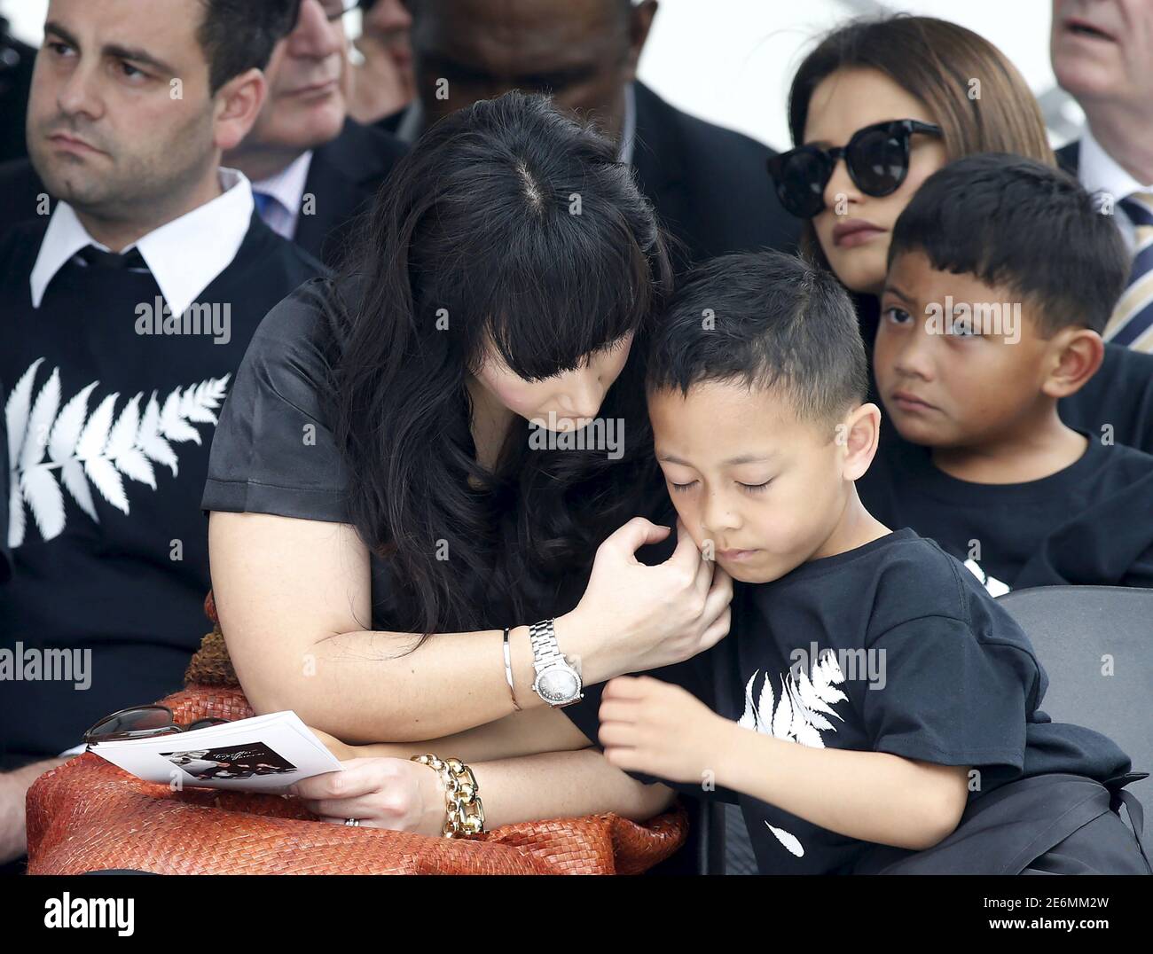 Former All Black Jonah Lomu S Widow Nadene Lomu And Her Son Dhyreille Lomu React During Jonah S