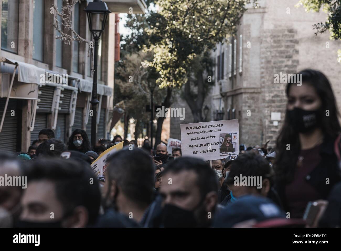 people demonstrating in the streets Stock Photo - Alamy