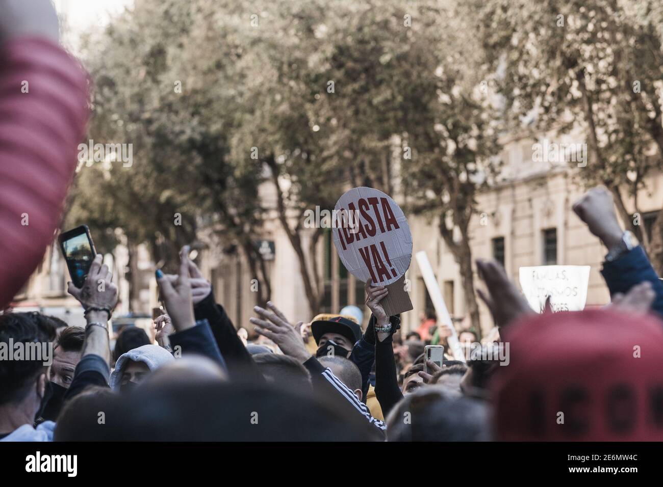 people demonstrating in the streets Stock Photo - Alamy