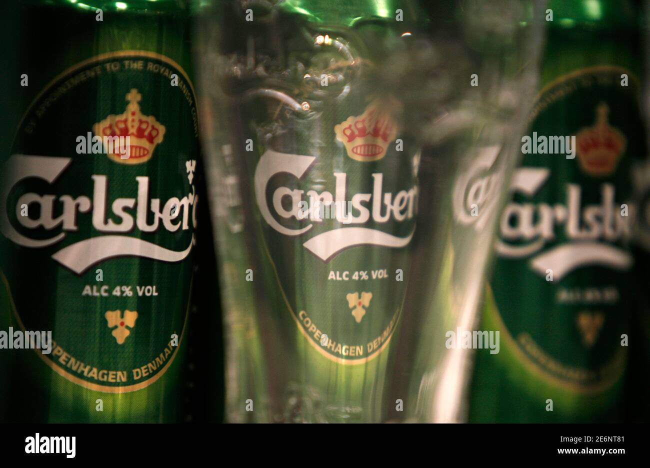 Carlsberg Beer Cans High Resolution Stock Photography And Images Alamy
