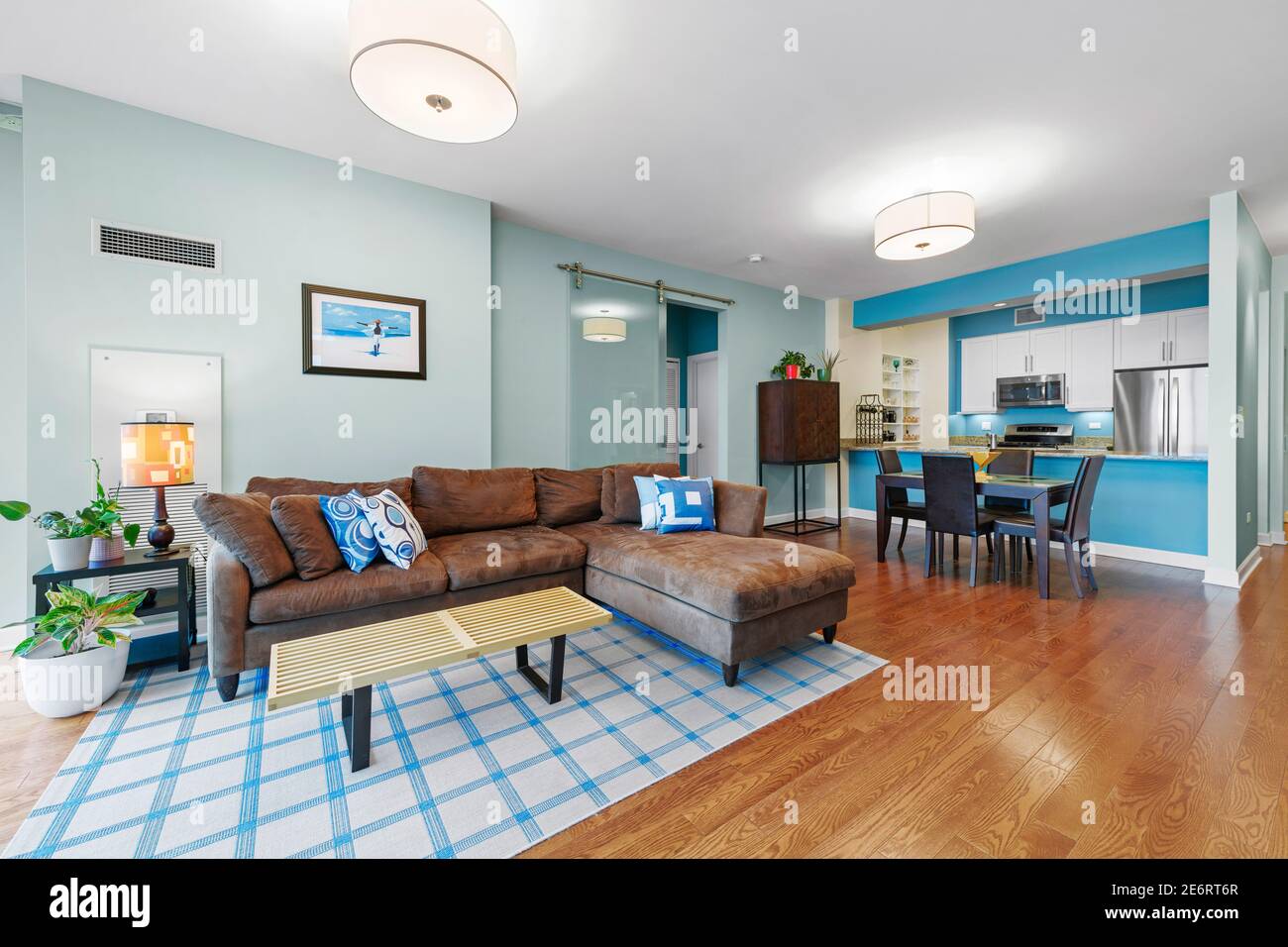 Apartment interior in Chicago overlooking Lake Michigan Stock Photo Alamy