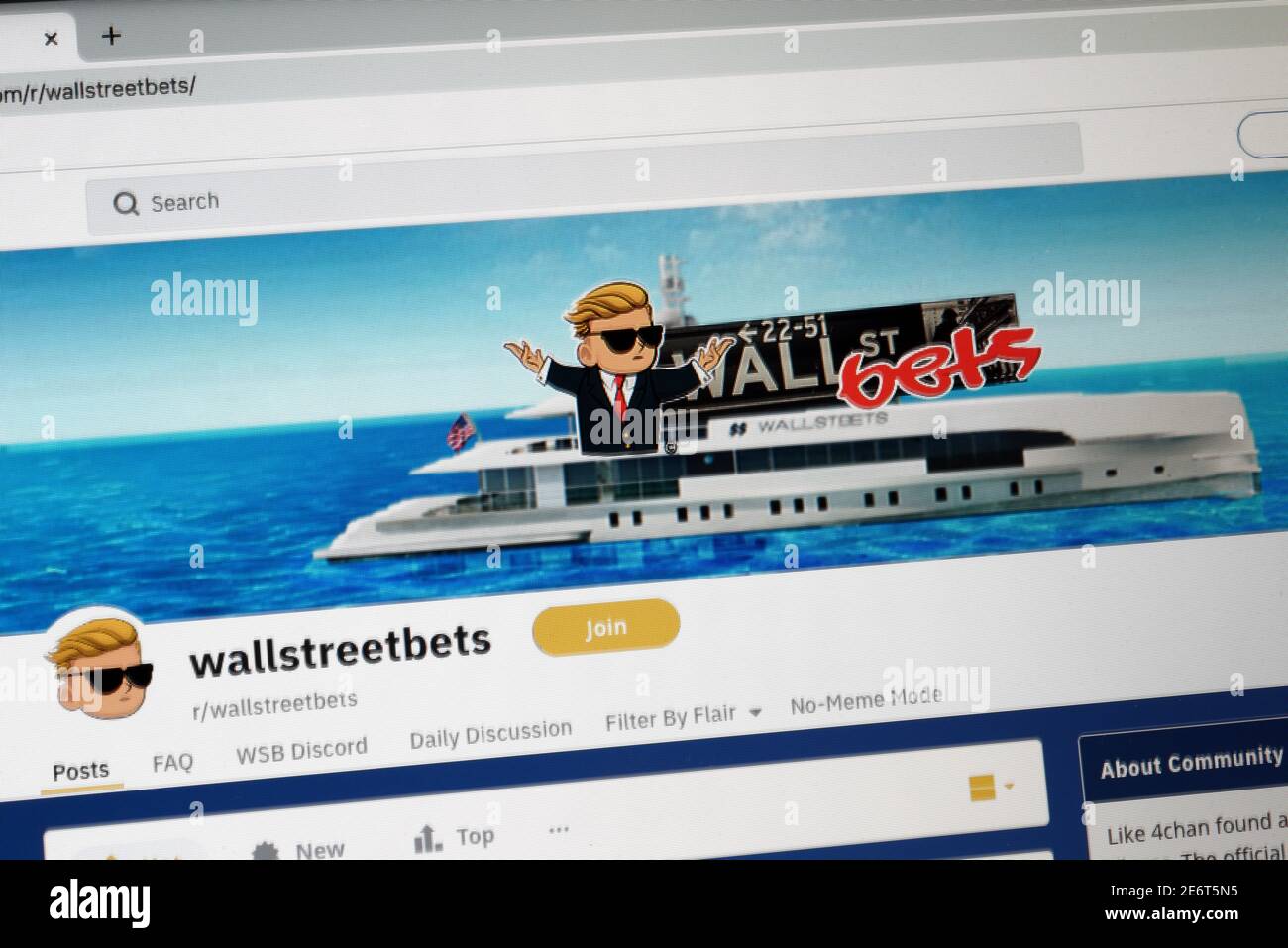 Mainz, Germany - January 29, 2021: A close up on a computer screen shows the frontpage and icon of the Wallstreetbets group, on the Reddit internet site. Stock Photo