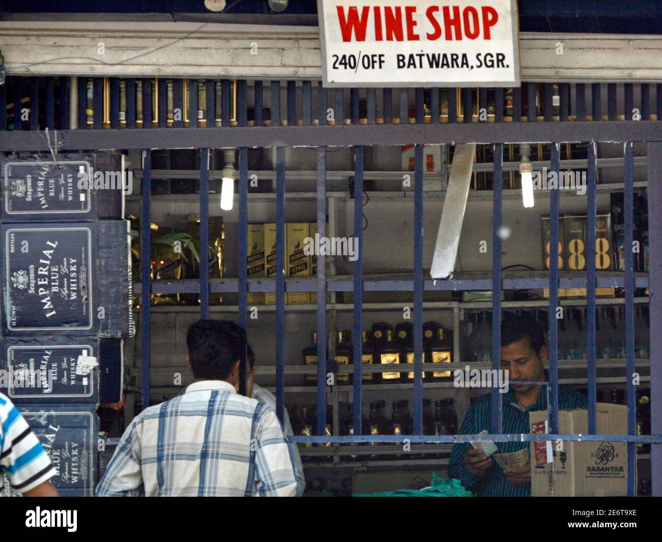 Drinking more hires stock photography and images Alamy