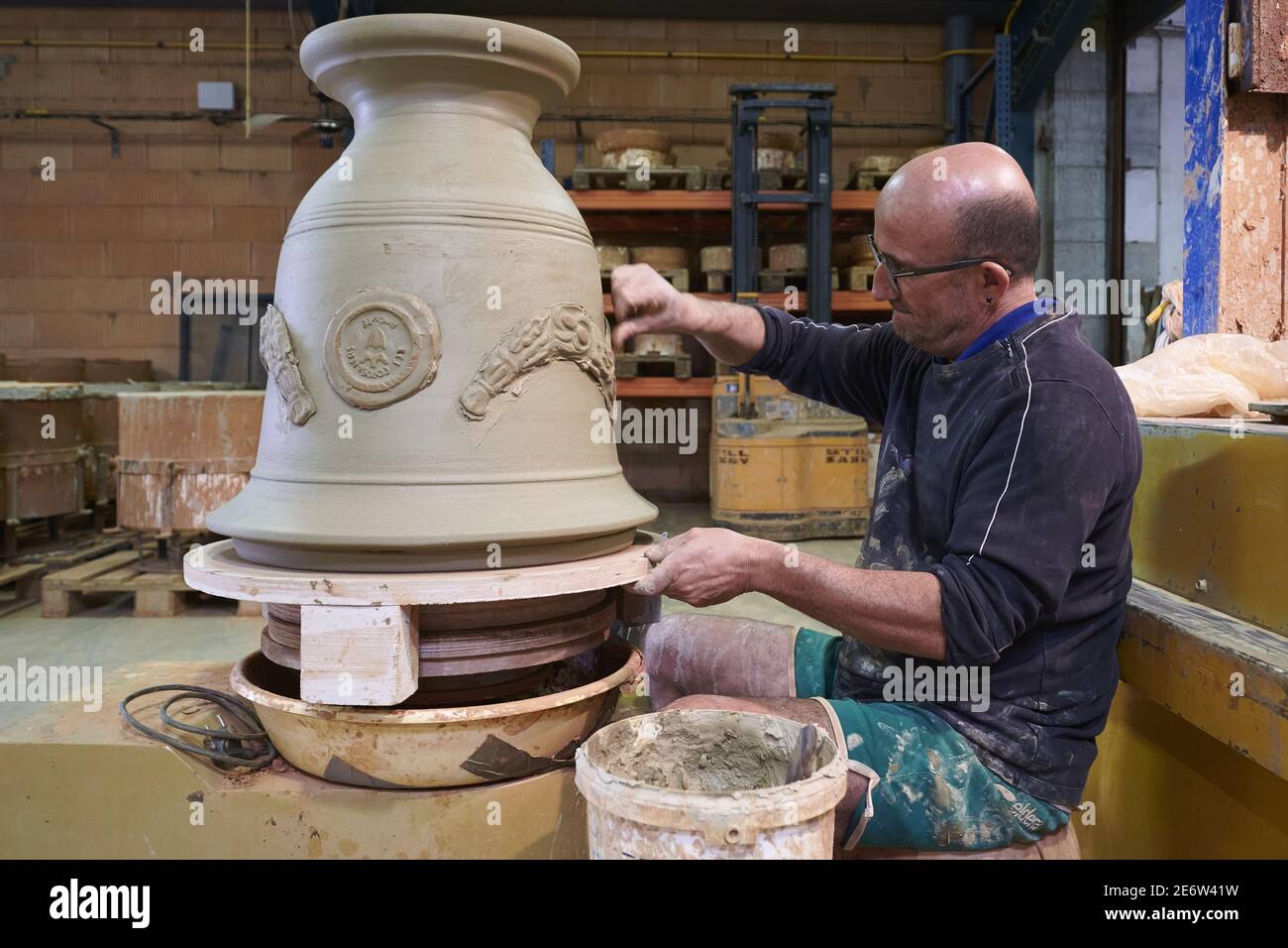 France, Gard, Anduze, Pottery Les Cordeliers, Making an Anduze vase