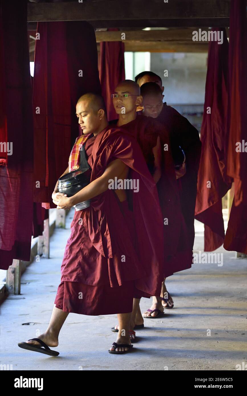 Myanmar (Burma), Bago (Pegu), Samane Kyaw monastery, Buddhist monks ...